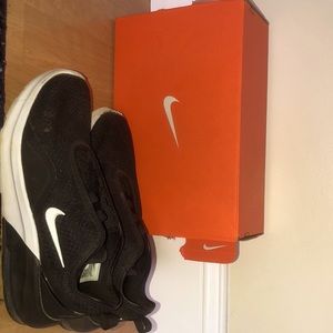 Nike Air Woman’s Air Max Motion 2 Running shoes